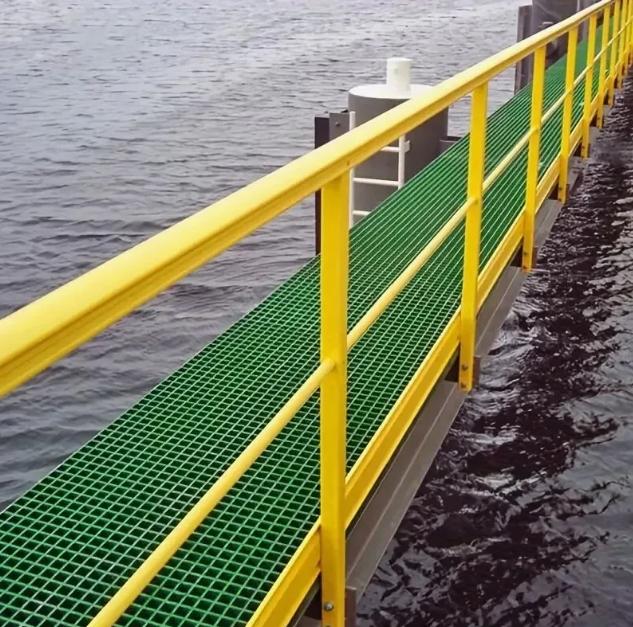 High Strength Solid Top Covered FRP Molded Grating