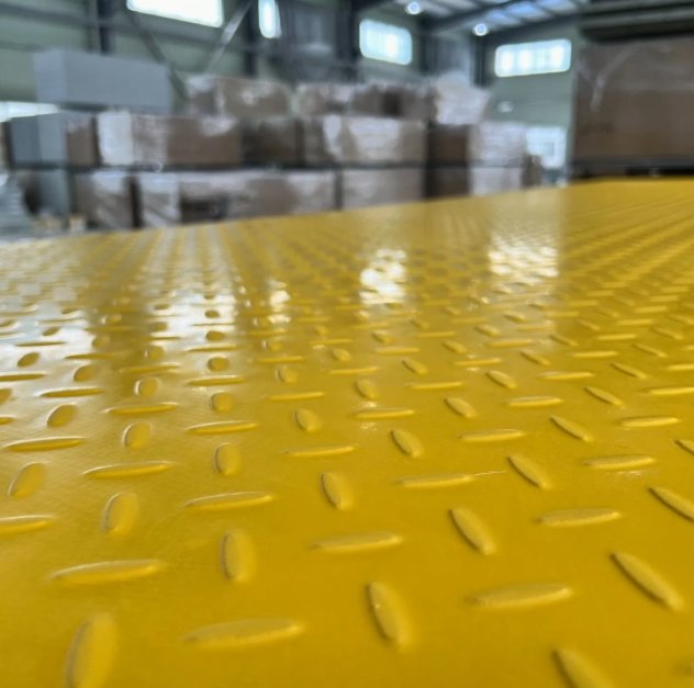 High Strength Solid Top Covered FRP Molded Grating