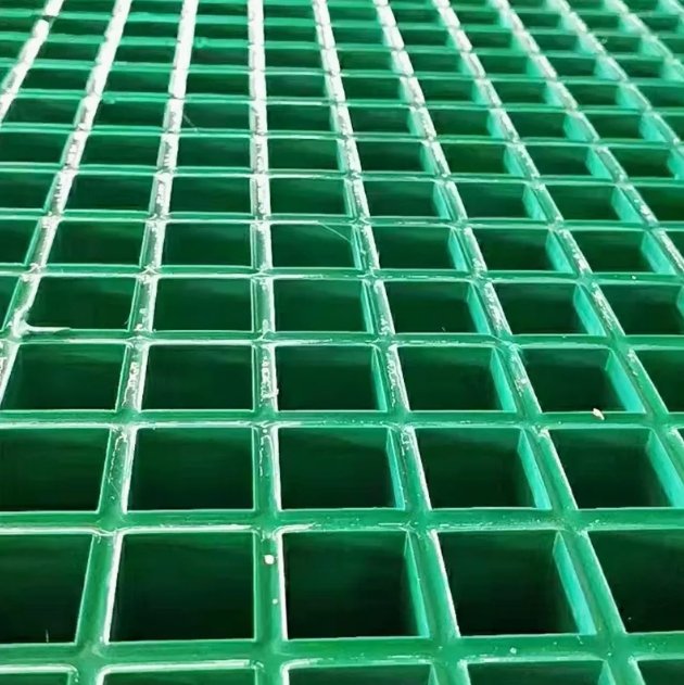 Molded FRP Grating for Deck & Trench Covers